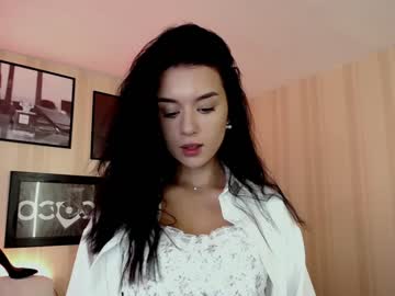 Naked cam girl zara_larison image #2569316