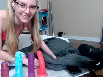 Naked cam girl lily_brooke image #1803488
