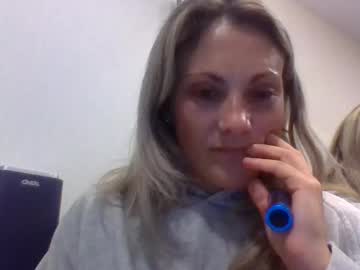 livydune naked cam
