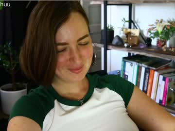 Naked cam girl maeveminx image #2470189