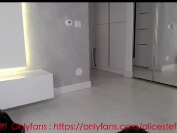 Naked cam girl smileyouarehere image #1960505