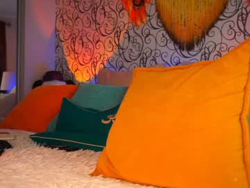 Naked cam tranny foxyirene image #1698415