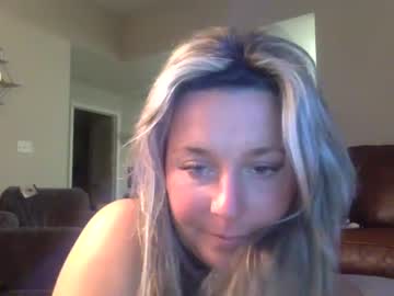 Naked cam girl saintmaryx image #1774689