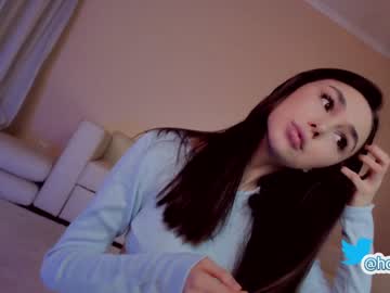 Naked cam girl hollyextra image #3041425