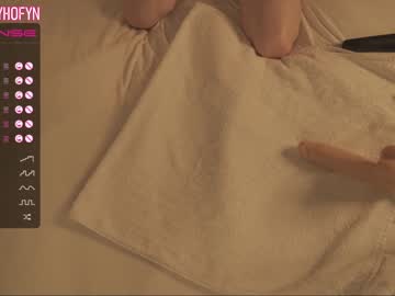 Naked cam girl crystalreves image #695008