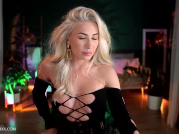 Naked cam girl provocatrixx image #2892463