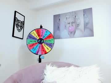 Naked cam girl missniley image #2906644