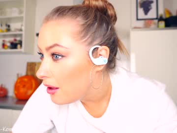 Naked cam girl x_lily_x image #330180