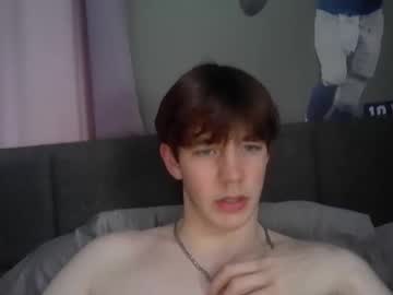 yungphysique0 naked cam