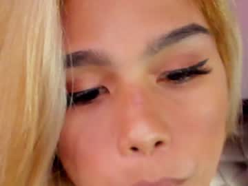 Naked cam tranny sassy_moniqa image #24897