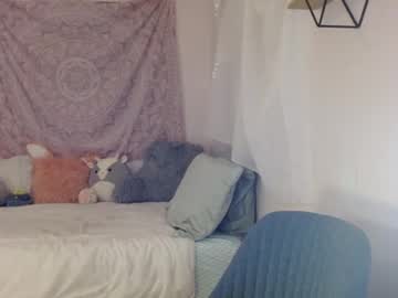 Naked cam couple bigeyesxo image #2362871
