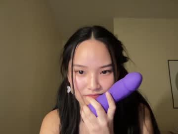 Naked cam girl alice_lee18 image #2958795