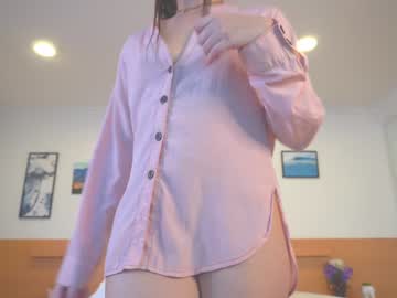 Naked cam girl camilitasu image #2166483