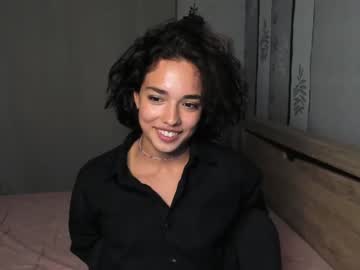 Naked cam girl ella_flare image #2475169