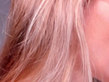Naked cam girl linellali image #2681732