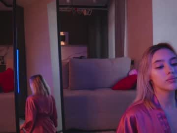 Naked cam girl angella_kleee image #3640409