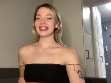 Naked cam girl angel_from_sky image #1872311