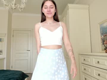 Naked cam girl eleonora_linn image #2314769