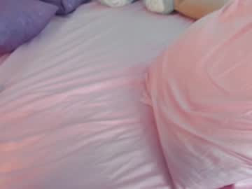 Naked cam girl angelina_new image #2026799