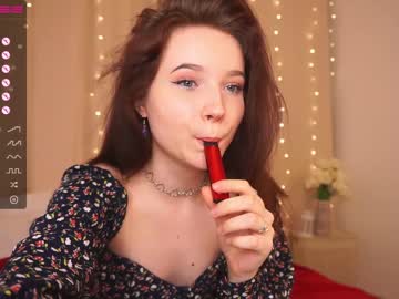Naked cam girl zaracutiee image #3644059