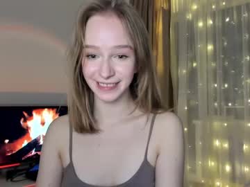 Naked cam girl happiness_s image #3971635