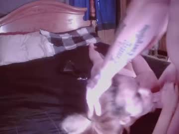 Naked cam couple jdslittleslut image #2157155