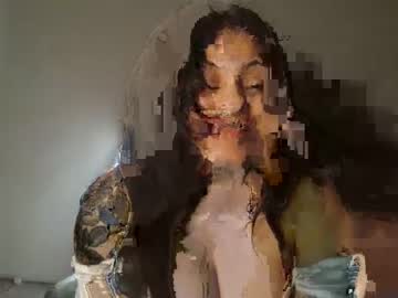 Naked cam girl prettyyyyx0xo image #3966581