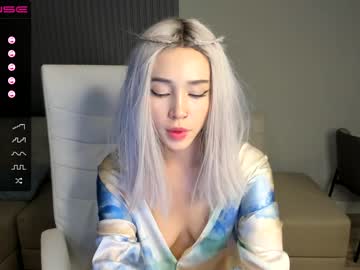 Naked cam girl hee_jin image #1296385