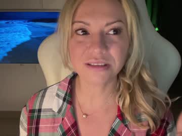 Naked cam girl kiradivine image #2812187
