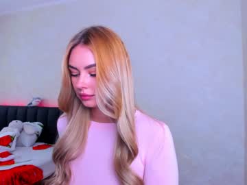 Naked cam girl 8a8y_nura image #3647028