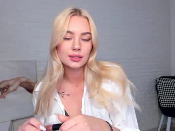 Naked cam girl 8a8y_nura image #1517012
