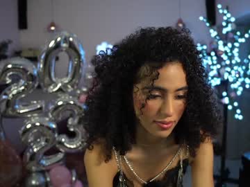 Naked cam girl amnie_ image #3409363