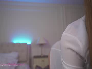 Naked cam girl emilia98xxx image #2324568