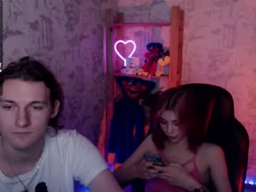 Naked cam girl sarah_kurt image #2825599