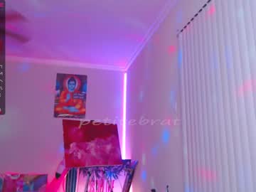 Naked cam girl petitebrat image #2091365