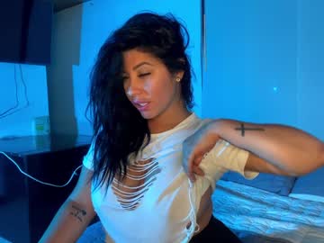 Naked cam girl amy_queen7 image #1070484