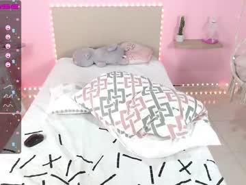 Naked cam girl little_effy18 image #1514914