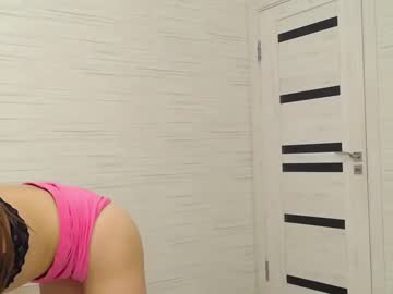 Naked cam girl olivia_nikolson image #1728769