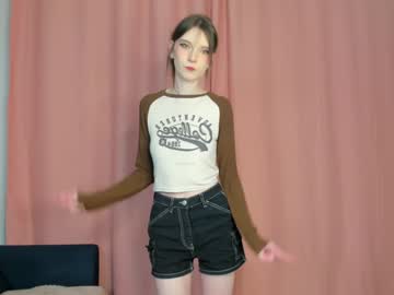Naked cam girl fannygales image #4029233