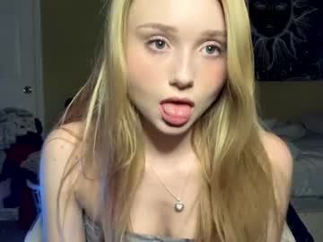 Naked cam girl princesshannnnn image #1139913