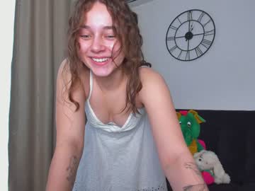 Naked cam girl eleonora_linn image #3225780