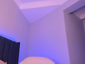 Naked cam girl aerri_lee image #1864462