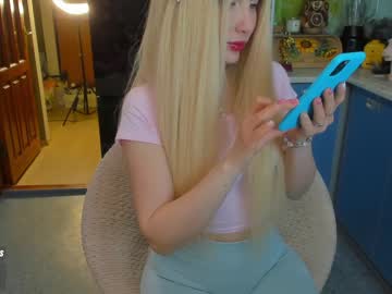 Naked cam girl sweety_rinushka_ image #1541487