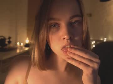 Naked cam girl bibi_it_is image #1945514