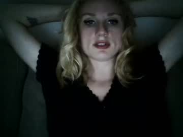 Naked cam girl kyliemetalgirl2002 image #158203