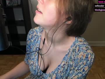 Naked cam girl alexa_dream image #2326940