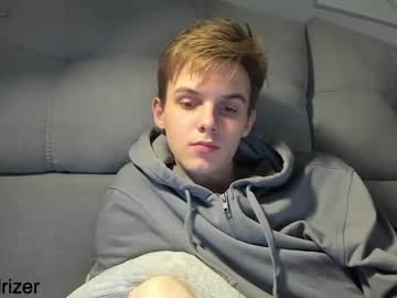 Naked cam man horny_jerk_roy_prick2001 image #1283223