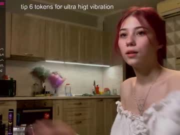 Naked cam girl sarah_kurt image #2001469