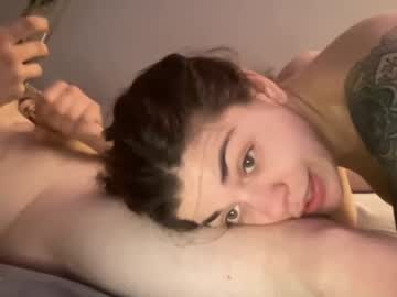 Naked cam couple anniegirl3131 image #3631283