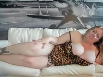 Naked cam girl fionadarling37 image #2606782